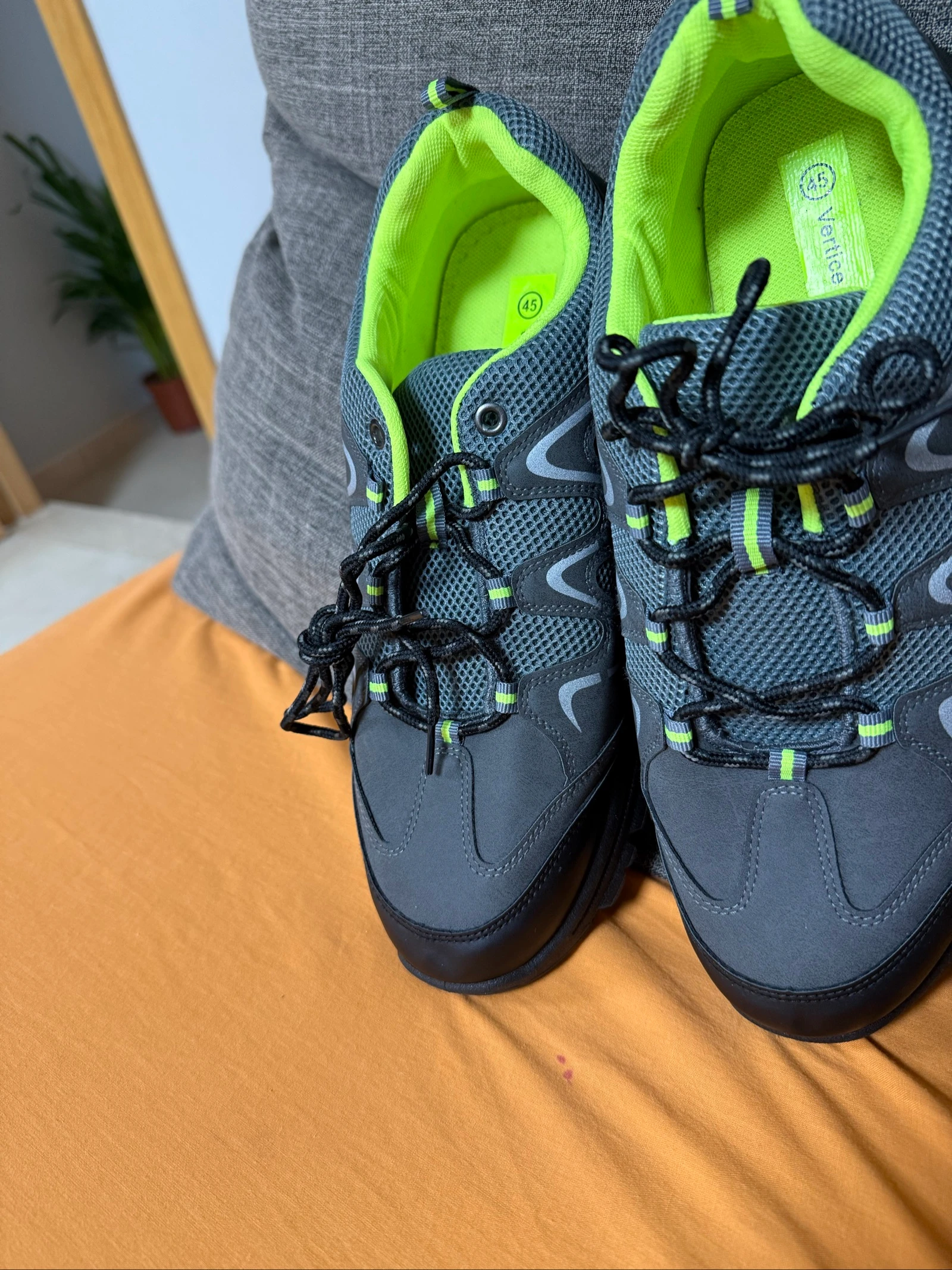 Trekking sneaker size 45 – photo 9